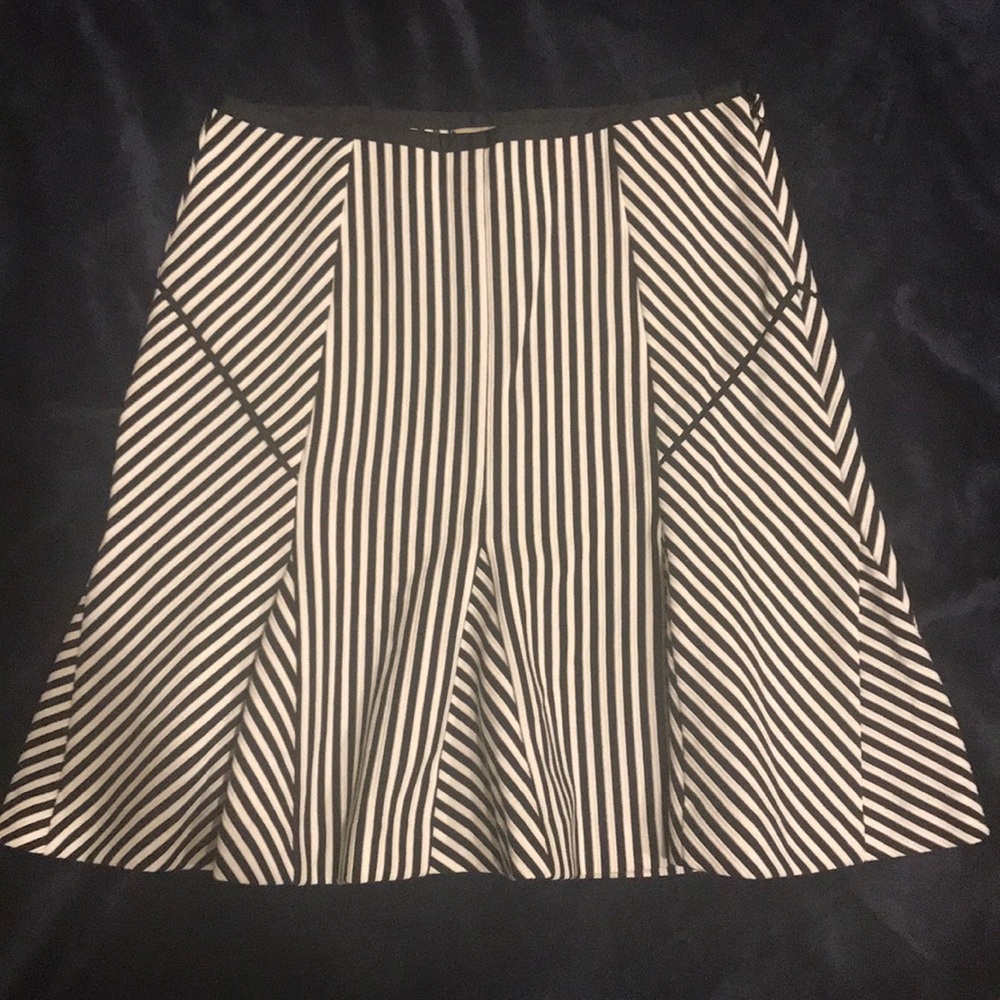 Banana Republic fluted skirt